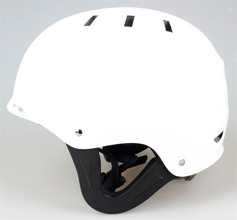 Casque de sports nautiques pour kayak, canoë, wakeboard