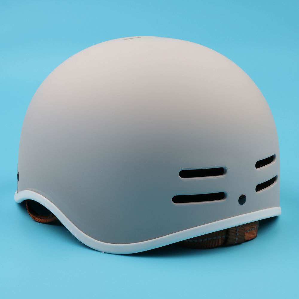 Casque de patinage pour adultes certifié CE, vente en gros, sécurité pour Skateboard, Scooter électrique, casque de planche à roulettes pour adultes