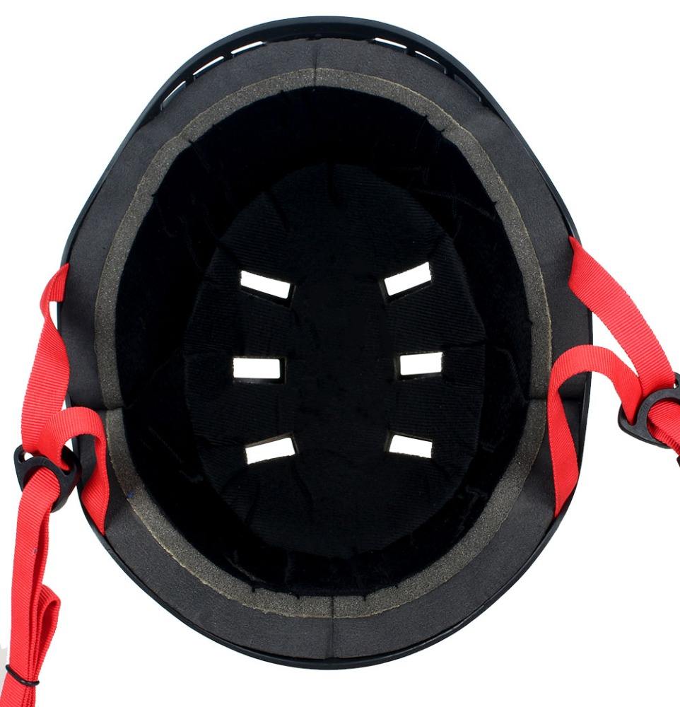 Casque de skate tendance avec mousse souple et sans EPS dans la doublure pour adultes