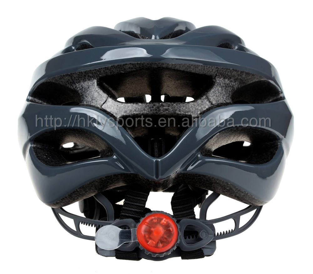 Casque de vélo en gros de mode casque de vélo adulte avec lumière de vélo LED