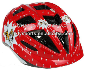 Le fabricant de casques fournit des casques de vélo moulés ST500