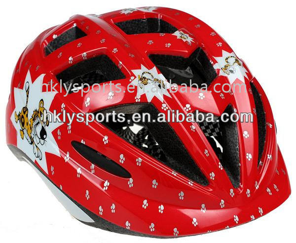 Le fabricant de casques fournit des casques de vélo moulés ST500