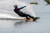 //irrorwxhlqqoln5m-static.ldycdn.com/cloud/pmBpqKrjlmSRqlnjrjqnjq/wakeboard-helmet.jpg